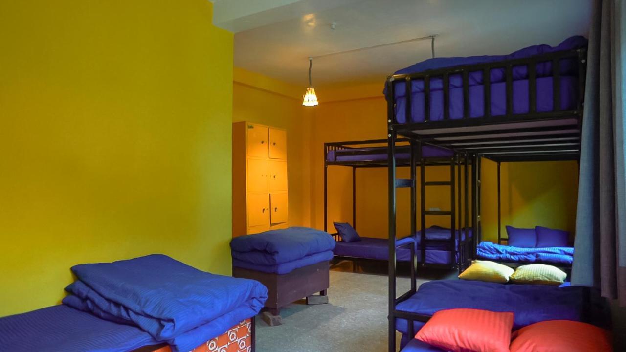Nomads Hostel Tosh Extérieur photo